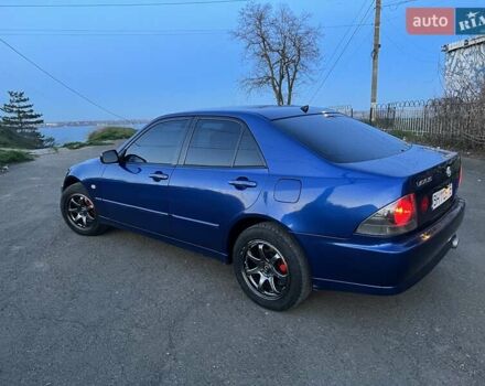 Синий Лексус ИС, объемом двигателя 2 л и пробегом 250 тыс. км за 5100 $, фото 5 на Automoto.ua