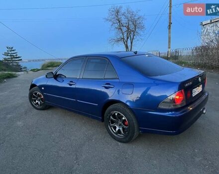 Синий Лексус ИС, объемом двигателя 2 л и пробегом 250 тыс. км за 5100 $, фото 4 на Automoto.ua