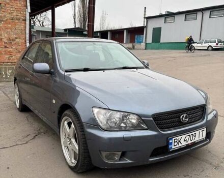 Синій Лексус ІС, об'ємом двигуна 1.99 л та пробігом 203 тис. км за 3200 $, фото 1 на Automoto.ua