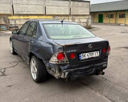 Синій Лексус ІС, об'ємом двигуна 1.99 л та пробігом 203 тис. км за 3200 $, фото 3 на Automoto.ua