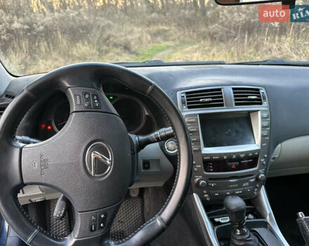 Синий Лексус ИС, объемом двигателя 2.23 л и пробегом 264 тыс. км за 7400 $, фото 11 на Automoto.ua