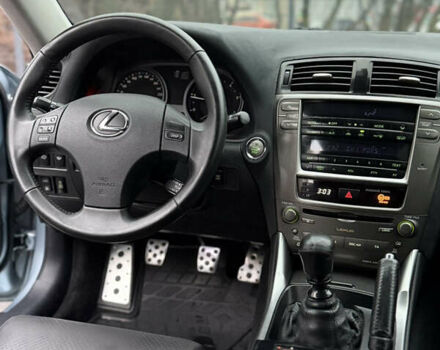 Синій Лексус ІС, об'ємом двигуна 2.23 л та пробігом 249 тис. км за 8499 $, фото 10 на Automoto.ua