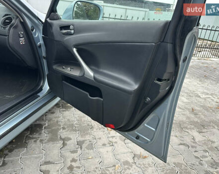 Синій Лексус ІС, об'ємом двигуна 2.2 л та пробігом 370 тис. км за 6499 $, фото 51 на Automoto.ua