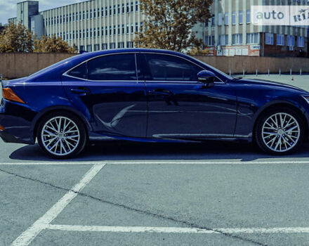 Синій Лексус ІС, об'ємом двигуна 2 л та пробігом 103 тис. км за 23900 $, фото 4 на Automoto.ua