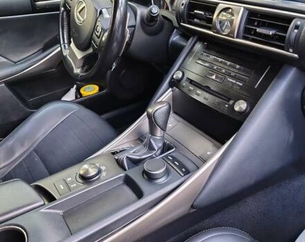 Лексус ИС 2018 в Львове на Automoto.ua Синий Лексус ИС, объемом двигателя 2.5 л и пробегом 247 тыс. км за 26878 $, фото 13 на Automoto.ua