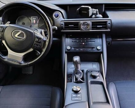 Лексус ИС 2018 в Львове на Automoto.ua Синий Лексус ИС, объемом двигателя 2.5 л и пробегом 247 тыс. км за 26878 $, фото 12 на Automoto.ua