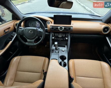 Синій Лексус ІС, об'ємом двигуна 2 л та пробігом 40 тис. км за 34500 $, фото 11 на Automoto.ua