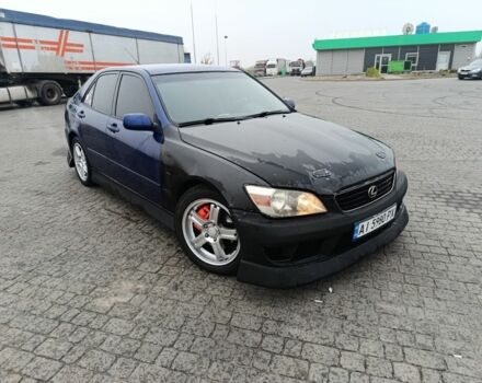 Синий Лексус ИС, объемом двигателя 2 л и пробегом 299 тыс. км за 3800 $, фото 1 на Automoto.ua