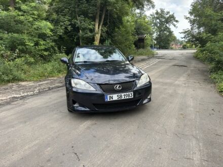 Синий Лексус ИС, объемом двигателя 2.2 л и пробегом 320 тыс. км за 4000 $, фото 1 на Automoto.ua