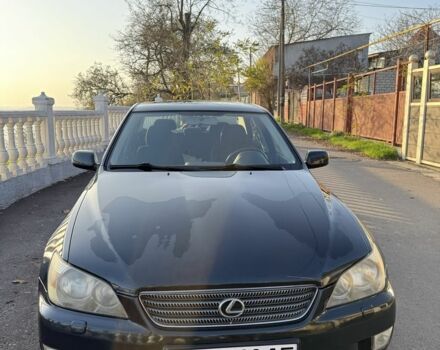 Зелений Лексус ІС, об'ємом двигуна 2 л та пробігом 250 тис. км за 4800 $, фото 1 на Automoto.ua