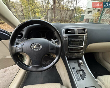 Зеленый Лексус ИС, объемом двигателя 2.5 л и пробегом 203 тыс. км за 8000 $, фото 23 на Automoto.ua