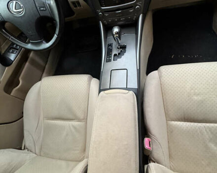 Зеленый Лексус ИС, объемом двигателя 2.5 л и пробегом 203 тыс. км за 8000 $, фото 28 на Automoto.ua