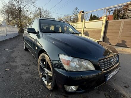 Зелений Лексус ІС, об'ємом двигуна 2 л та пробігом 250 тис. км за 4800 $, фото 1 на Automoto.ua