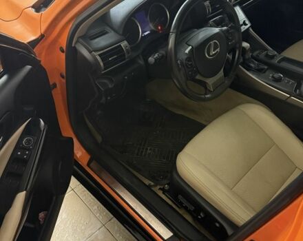 Помаранчевий Лексус ІС, об'ємом двигуна 2.5 л та пробігом 220 тис. км за 12900 $, фото 5 на Automoto.ua