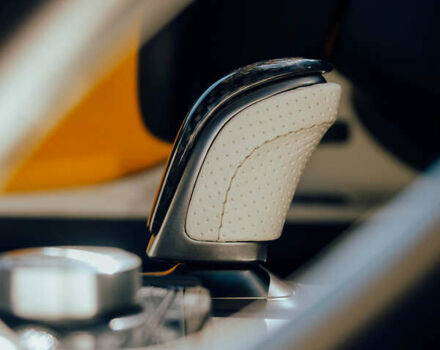 Желтый Лексус ЛС, объемом двигателя 3.46 л и пробегом 16 тыс. км за 94000 $, фото 27 на Automoto.ua