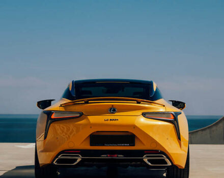 Желтый Лексус ЛС, объемом двигателя 3.46 л и пробегом 16 тыс. км за 94000 $, фото 2 на Automoto.ua