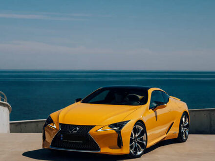 Желтый Лексус ЛС, объемом двигателя 3.46 л и пробегом 16 тыс. км за 94000 $, фото 1 на Automoto.ua