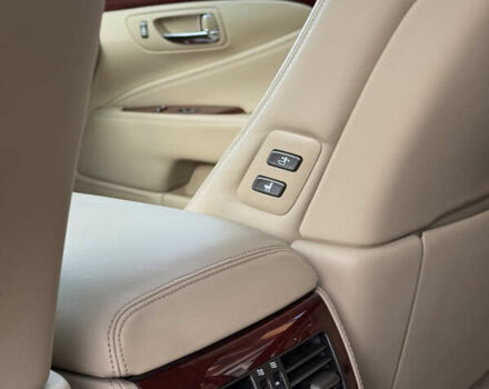 Білий Лексус ЛС, об'ємом двигуна 4.61 л та пробігом 118 тис. км за 15999 $, фото 25 на Automoto.ua