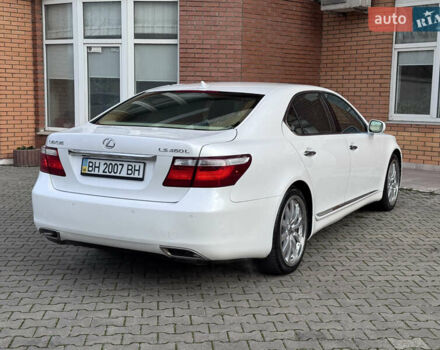Білий Лексус ЛС, об'ємом двигуна 4.61 л та пробігом 118 тис. км за 15999 $, фото 9 на Automoto.ua