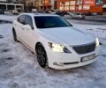 Белый Лексус ЛС, объемом двигателя 5 л и пробегом 180 тыс. км за 15000 $, фото 9 на Automoto.ua