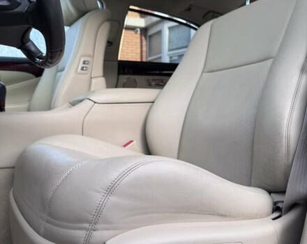 Білий Лексус ЛС, об'ємом двигуна 4.61 л та пробігом 118 тис. км за 15999 $, фото 13 на Automoto.ua