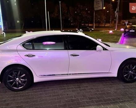 Білий Лексус ЛС, об'ємом двигуна 5 л та пробігом 330 тис. км за 11400 $, фото 1 на Automoto.ua