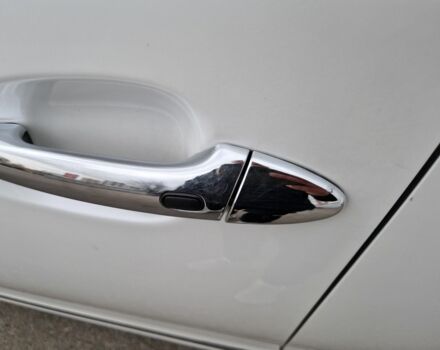 Белый Лексус ЛС, объемом двигателя 5 л и пробегом 190 тыс. км за 11800 $, фото 17 на Automoto.ua