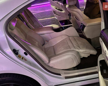 Белый Лексус ЛС, объемом двигателя 4.97 л и пробегом 326 тыс. км за 10900 $, фото 28 на Automoto.ua