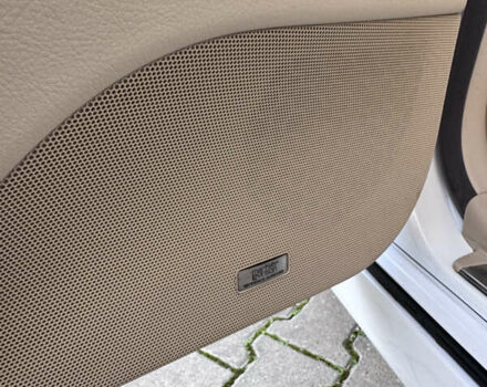 Білий Лексус ЛС, об'ємом двигуна 4.61 л та пробігом 118 тис. км за 15999 $, фото 46 на Automoto.ua