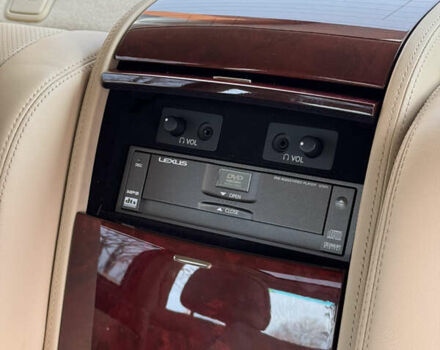 Білий Лексус ЛС, об'ємом двигуна 4.61 л та пробігом 118 тис. км за 15999 $, фото 21 на Automoto.ua