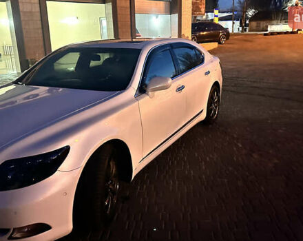 Белый Лексус ЛС, объемом двигателя 4.97 л и пробегом 326 тыс. км за 10900 $, фото 20 на Automoto.ua