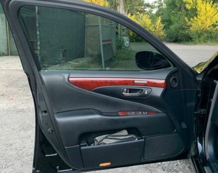 Білий Лексус ЛС, об'ємом двигуна 12.8 л та пробігом 176 тис. км за 8500 $, фото 6 на Automoto.ua