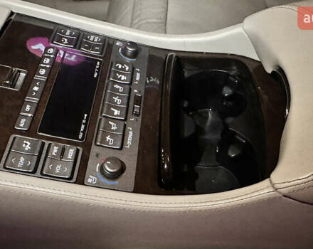 Білий Лексус ЛС, об'ємом двигуна 4.97 л та пробігом 320 тис. км за 12500 $, фото 9 на Automoto.ua