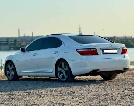Білий Лексус ЛС, об'ємом двигуна 4.6 л та пробігом 250 тис. км за 13999 $, фото 6 на Automoto.ua