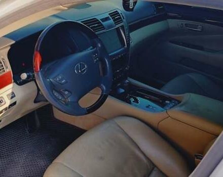 Білий Лексус ЛС, об'ємом двигуна 4.61 л та пробігом 212 тис. км за 11500 $, фото 6 на Automoto.ua