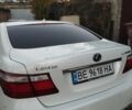 Белый Лексус ЛС, объемом двигателя 5 л и пробегом 219 тыс. км за 14500 $, фото 13 на Automoto.ua