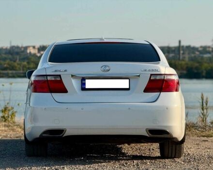 Білий Лексус ЛС, об'ємом двигуна 4.6 л та пробігом 250 тис. км за 13999 $, фото 7 на Automoto.ua