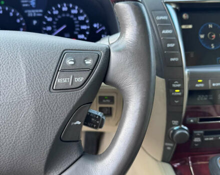 Білий Лексус ЛС, об'ємом двигуна 4.61 л та пробігом 118 тис. км за 15999 $, фото 36 на Automoto.ua