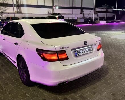 Білий Лексус ЛС, об'ємом двигуна 5 л та пробігом 330 тис. км за 11400 $, фото 5 на Automoto.ua