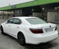 Белый Лексус ЛС, объемом двигателя 5 л и пробегом 330 тыс. км за 10500 $, фото 4 на Automoto.ua