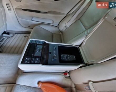 Белый Лексус ЛС, объемом двигателя 5 л и пробегом 190 тыс. км за 12250 $, фото 20 на Automoto.ua