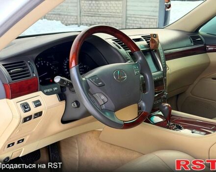 Білий Лексус ЛС, об'ємом двигуна 4.6 л та пробігом 18000 тис. км за 14500 $, фото 6 на Automoto.ua
