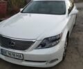 Белый Лексус ЛС, объемом двигателя 5 л и пробегом 219 тыс. км за 14500 $, фото 10 на Automoto.ua