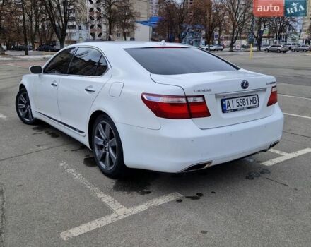 Белый Лексус ЛС, объемом двигателя 5 л и пробегом 190 тыс. км за 11500 $, фото 2 на Automoto.ua