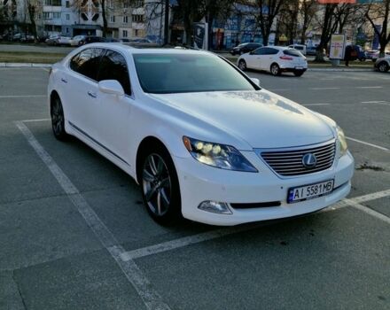 Белый Лексус ЛС, объемом двигателя 5 л и пробегом 190 тыс. км за 12250 $, фото 5 на Automoto.ua