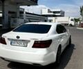 Білий Лексус ЛС, об'ємом двигуна 5 л та пробігом 333 тис. км за 9500 $, фото 6 на Automoto.ua
