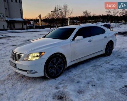 Белый Лексус ЛС, объемом двигателя 5 л и пробегом 180 тыс. км за 15000 $, фото 7 на Automoto.ua