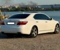 Білий Лексус ЛС, об'ємом двигуна 4.6 л та пробігом 250 тис. км за 13999 $, фото 8 на Automoto.ua