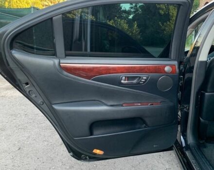 Білий Лексус ЛС, об'ємом двигуна 12.8 л та пробігом 176 тис. км за 8500 $, фото 8 на Automoto.ua