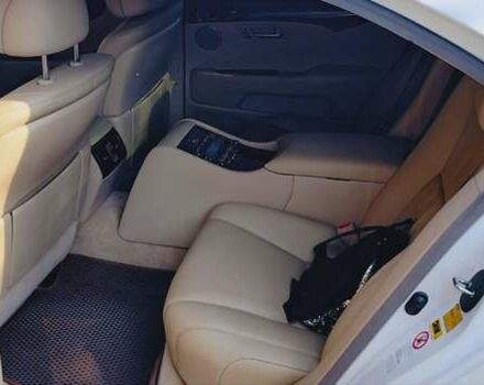Білий Лексус ЛС, об'ємом двигуна 4.61 л та пробігом 212 тис. км за 11500 $, фото 5 на Automoto.ua